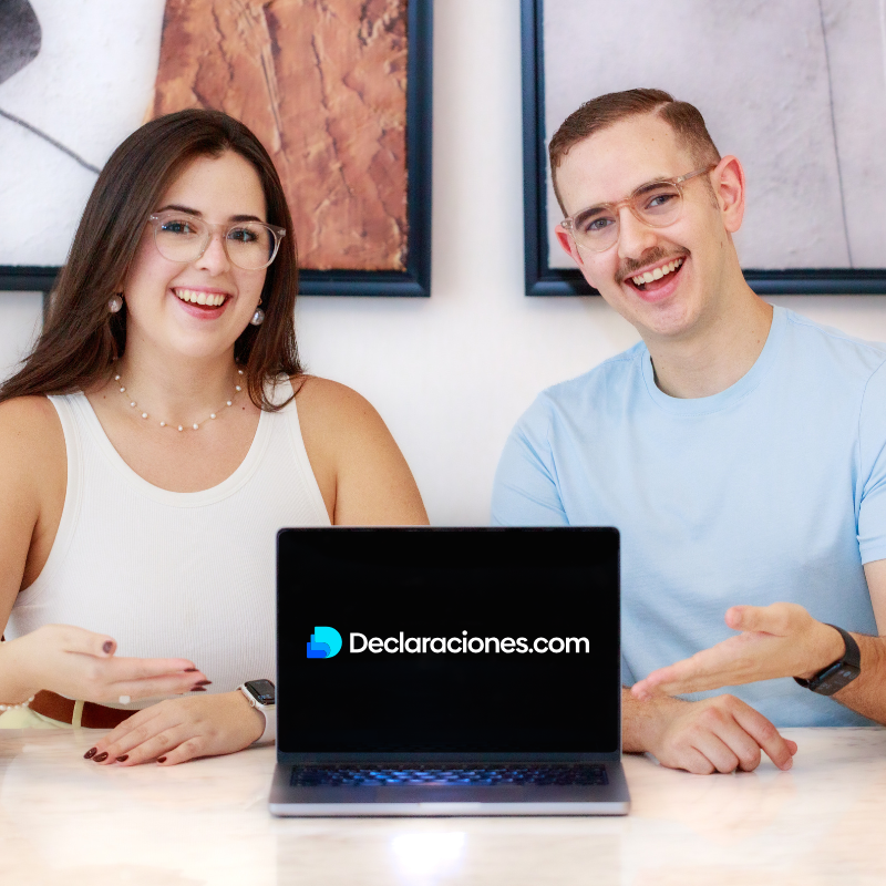 Carla y Diego Díaz - Fundadores de Declaraciones.com